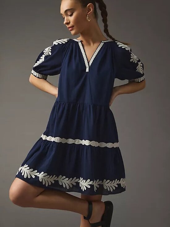 Velvet by Graham & Spencer Dresses & Skirts - Velvet by Graham & Spencer Josephine Dress size Small